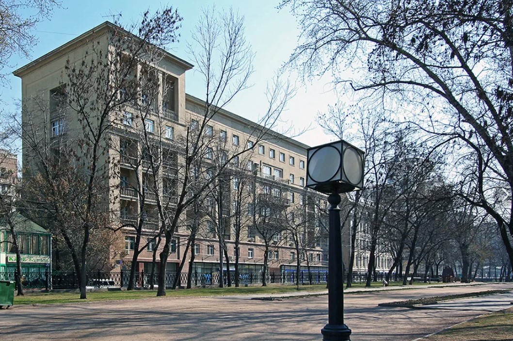 фасад дома, здание по адресу г Москва, Сретенский б-р, д 5